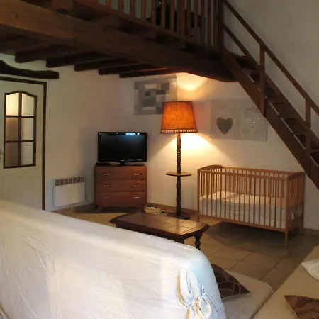 Casa de Férias Mas Du Combaud-2 By Interhome *
